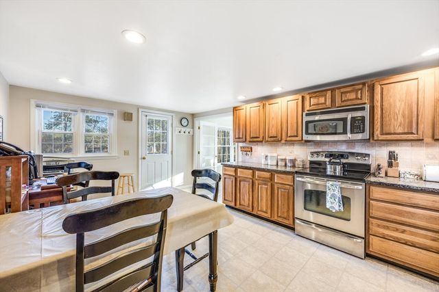 38 Rainbow Way, Harwich, MA 02645