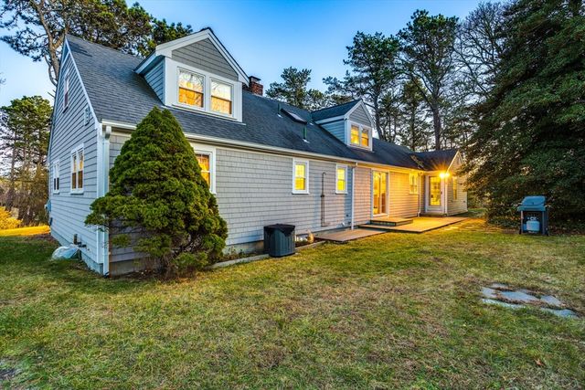 38 Rainbow Way, Harwich, MA 02645