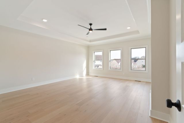 1004 Pheasant Run Ct, Spring Hill, TN 37174