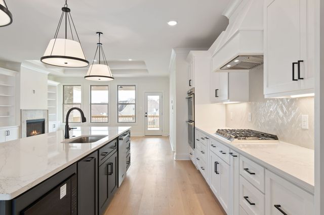 1004 Pheasant Run Ct, Spring Hill, TN 37174