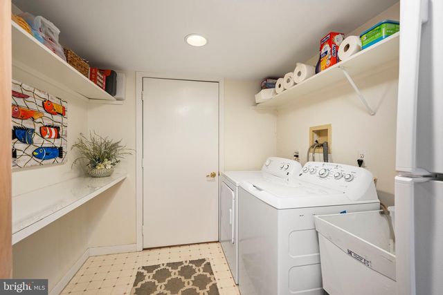 115 W KIMBERLY AVE, Long Beach Township, NJ 08008
