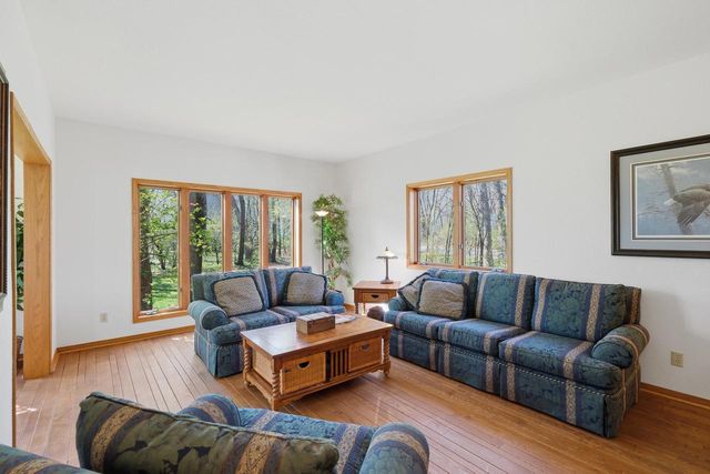 498 Meander Wood Road, Oregon, WI 53575