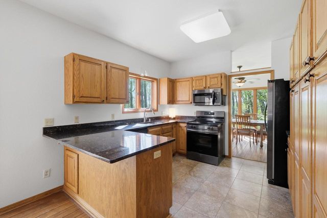 498 Meander Wood Road, Oregon, WI 53575