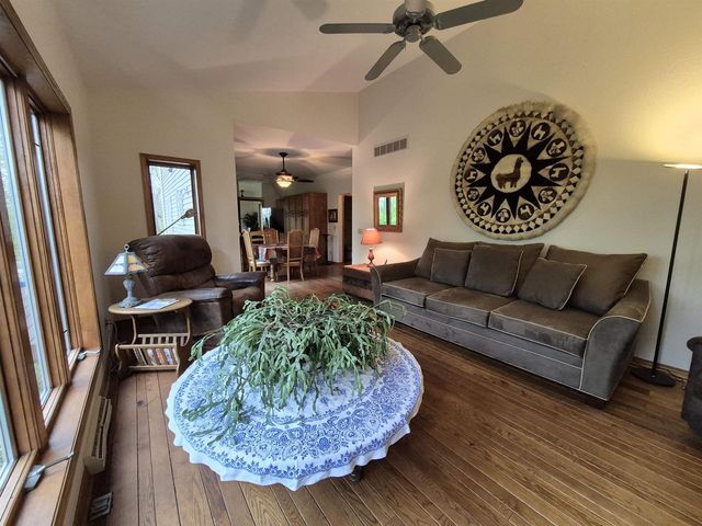 498 Meander Wood Road, Oregon, WI 53575
