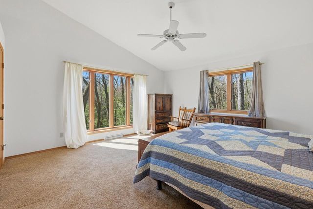 498 Meander Wood Road, Oregon, WI 53575
