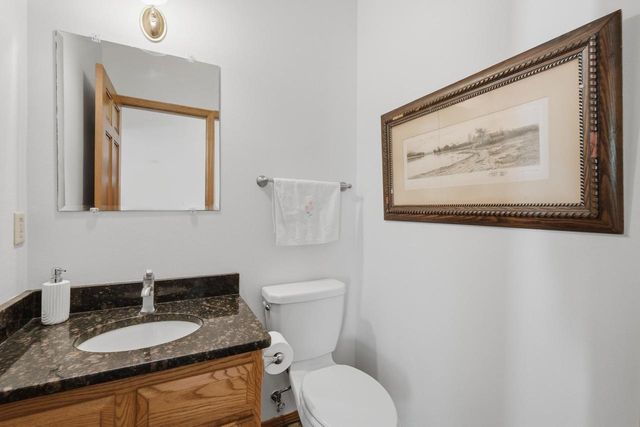 498 Meander Wood Road, Oregon, WI 53575
