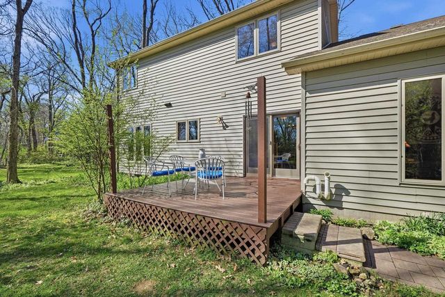 498 Meander Wood Road, Oregon, WI 53575