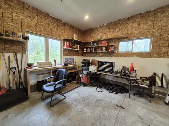 498 Meander Wood Road, Oregon, WI 53575