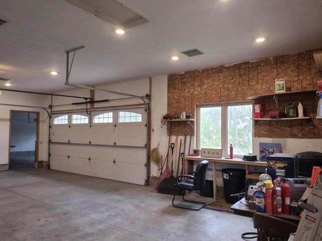498 Meander Wood Road, Oregon, WI 53575