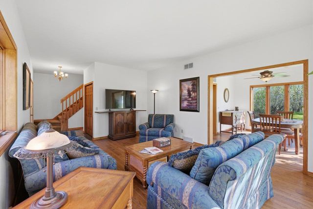 498 Meander Wood Road, Oregon, WI 53575