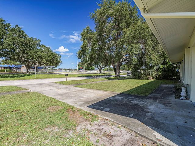 503 20th Street SW, Vero Beach, FL 32962