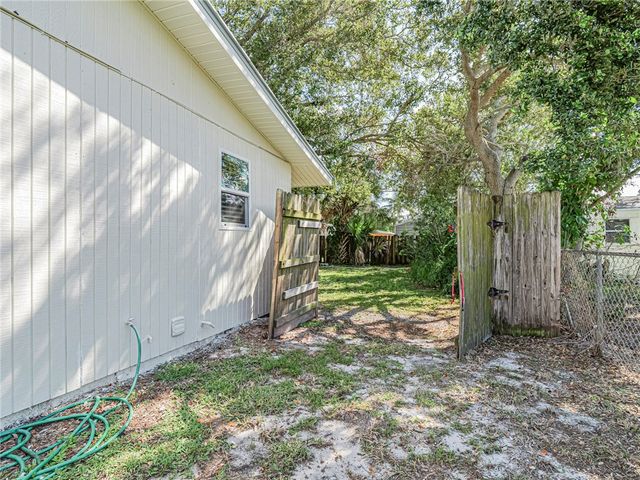 503 20th Street SW, Vero Beach, FL 32962