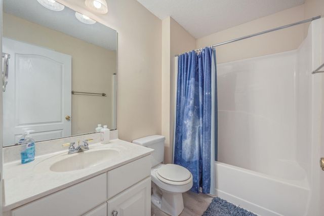 4581 Top Flight Drive, Crestview, FL 32539