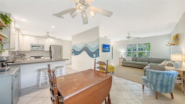 2304 63RD STREET COURT W, Bradenton, FL 34209