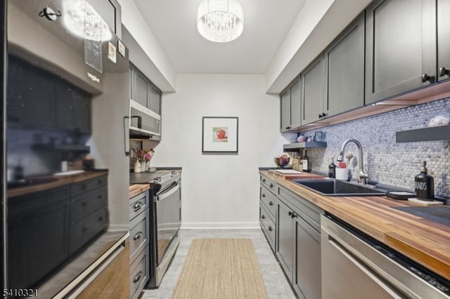 103 River Road A-1, Nutley Twp., NJ 07110