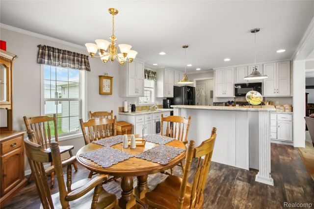 11166 Walden Court, Green Oak Township, MI 48178