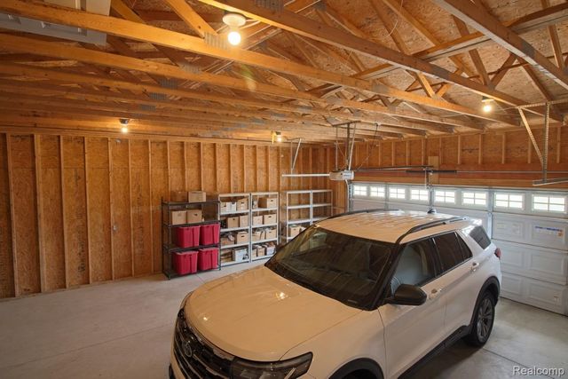 11166 Walden Court, Green Oak Township, MI 48178