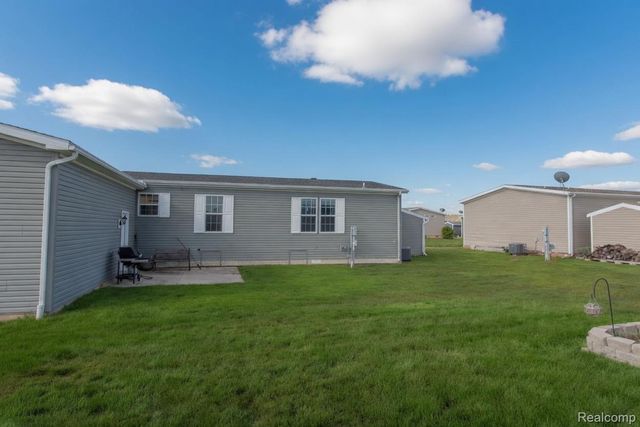 11166 Walden Court, Green Oak Township, MI 48178