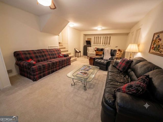 120 Wood Valley Lane, Athens, GA 30606