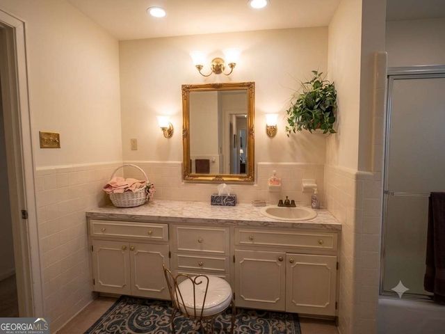 120 Wood Valley Lane, Athens, GA 30606