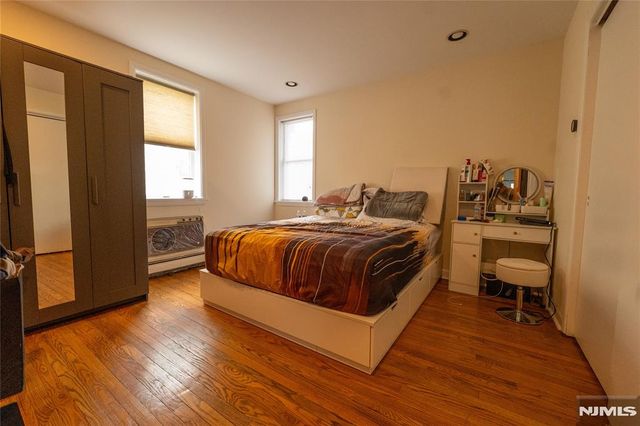 71 W Madison Avenue, Dumont, NJ 07628