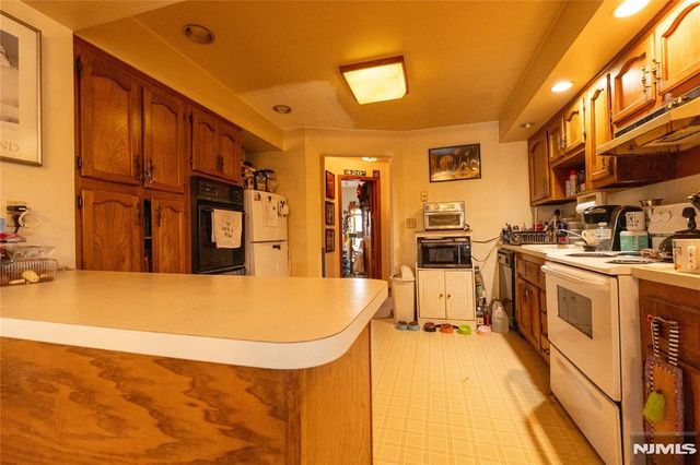 71 W Madison Avenue, Dumont, NJ 07628