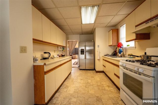 71 W Madison Avenue, Dumont, NJ 07628