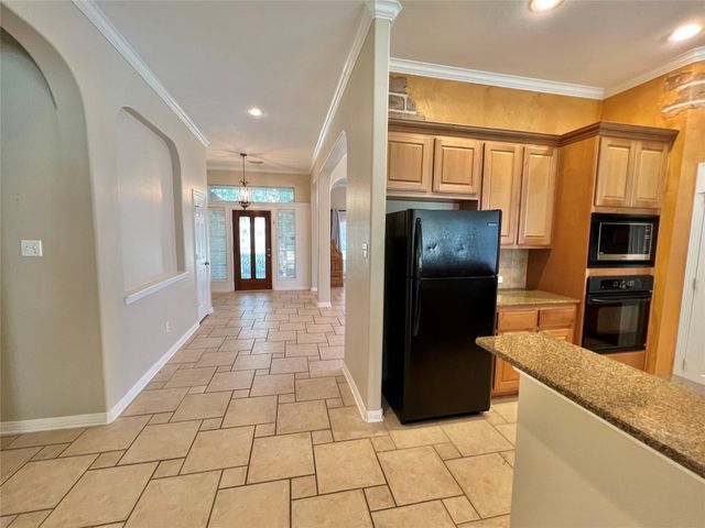 11712 Summer Brook Court, Pearland, TX 77584