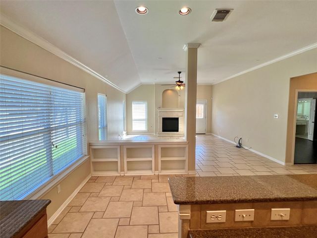 11712 Summer Brook Court, Pearland, TX 77584