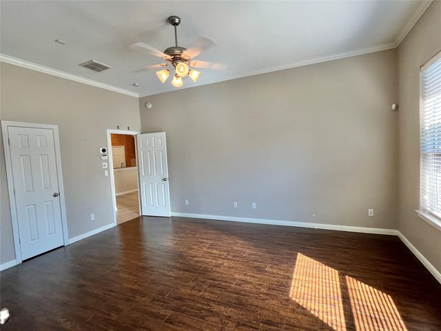 11712 Summer Brook Court, Pearland, TX 77584