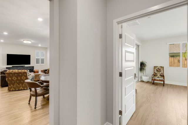 8817 Piano Cir, Elk Grove, CA 95757