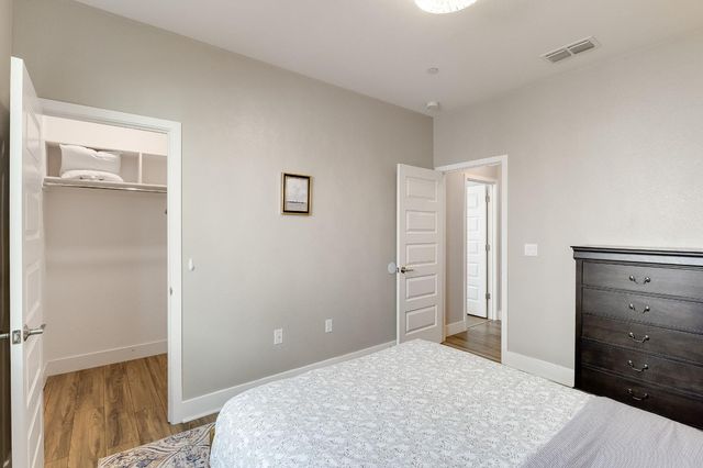 8817 Piano Cir, Elk Grove, CA 95757