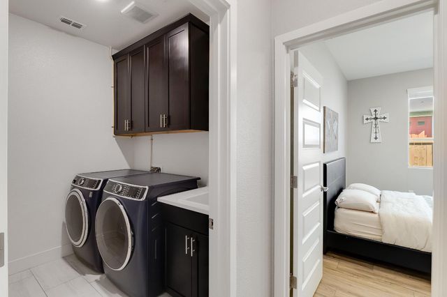 8817 Piano Cir, Elk Grove, CA 95757