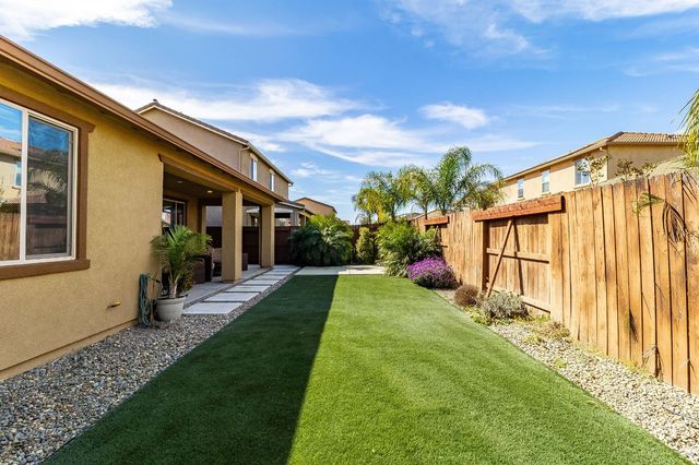 8817 Piano Cir, Elk Grove, CA 95757