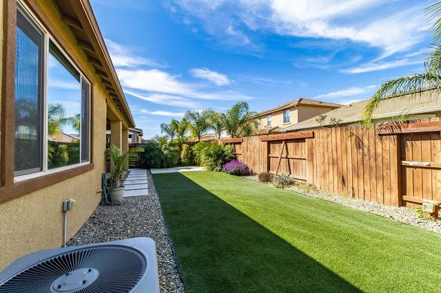 8817 Piano Cir, Elk Grove, CA 95757