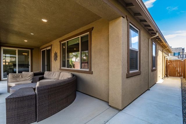 8817 Piano Cir, Elk Grove, CA 95757