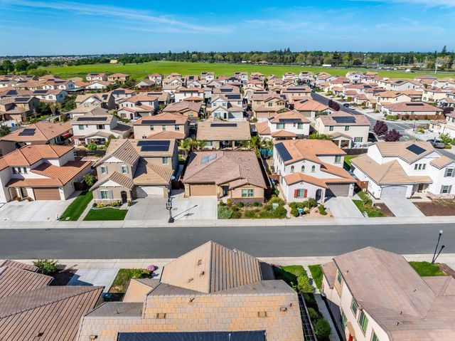 8817 Piano Cir, Elk Grove, CA 95757