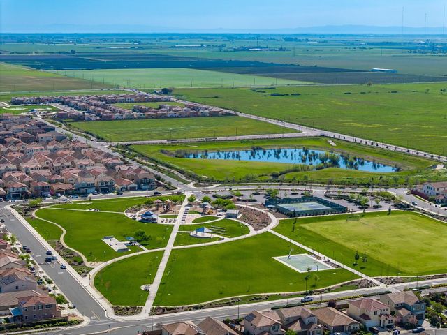 8817 Piano Cir, Elk Grove, CA 95757