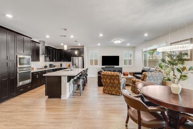 8817 Piano Cir, Elk Grove, CA 95757