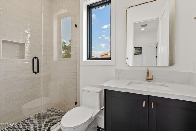 10242 N 58TH Street, Paradise Valley, AZ 85253
