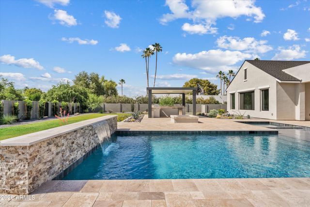10242 N 58TH Street, Paradise Valley, AZ 85253