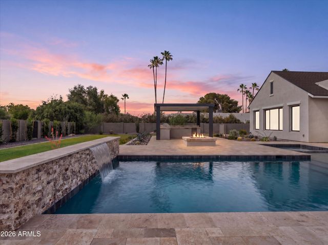 10242 N 58TH Street, Paradise Valley, AZ 85253