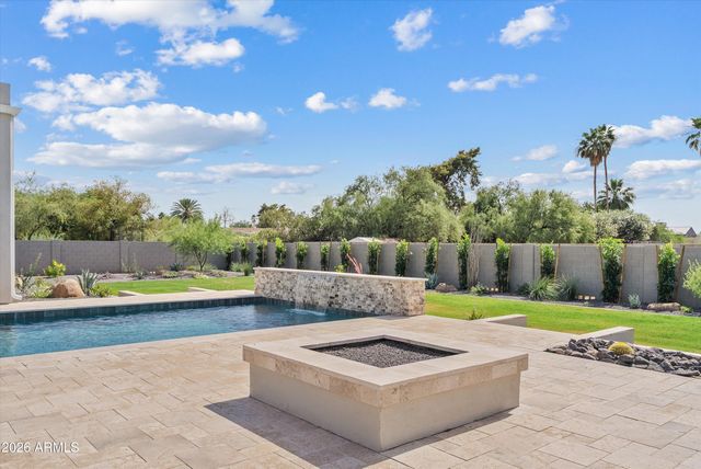 10242 N 58TH Street, Paradise Valley, AZ 85253