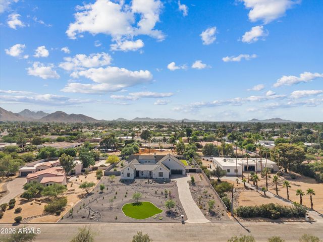 10242 N 58TH Street, Paradise Valley, AZ 85253