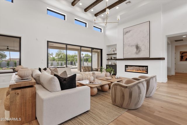 10242 N 58TH Street, Paradise Valley, AZ 85253