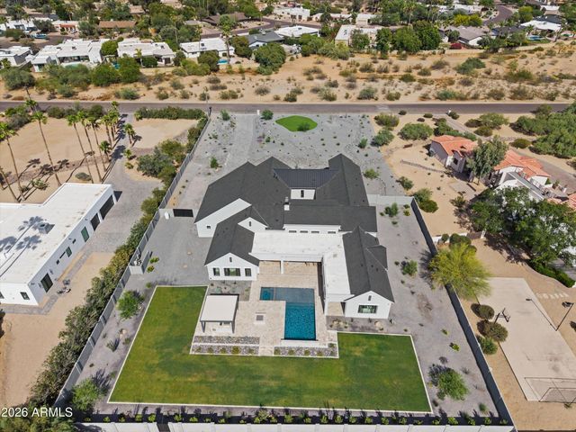 10242 N 58TH Street, Paradise Valley, AZ 85253