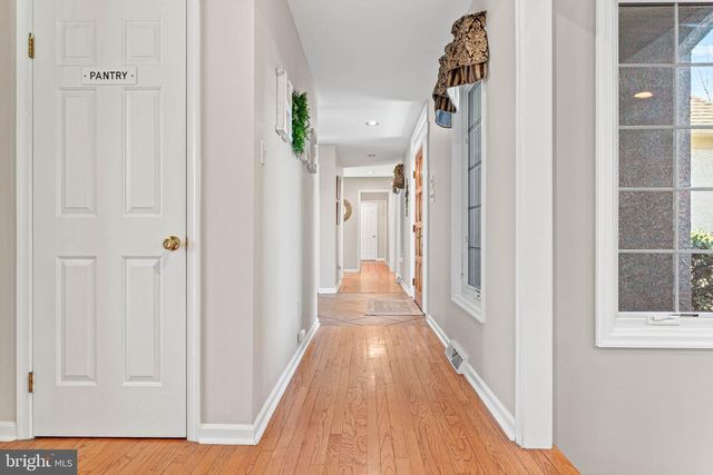 1518 GREENHILL RD, West Chester, PA 19380