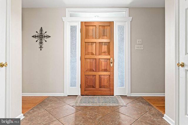1518 GREENHILL RD, West Chester, PA 19380