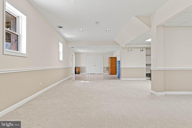 1518 GREENHILL RD, West Chester, PA 19380