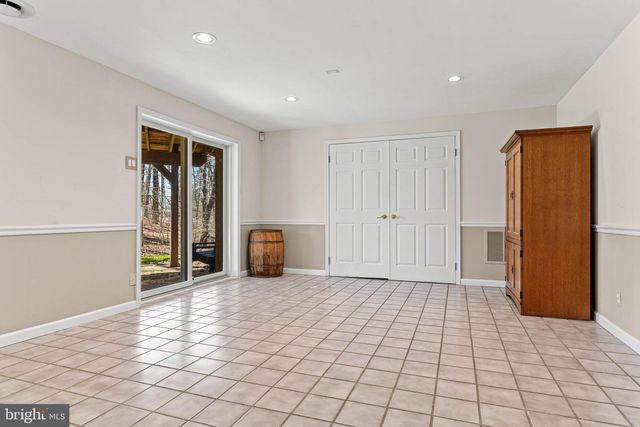 1518 GREENHILL RD, West Chester, PA 19380